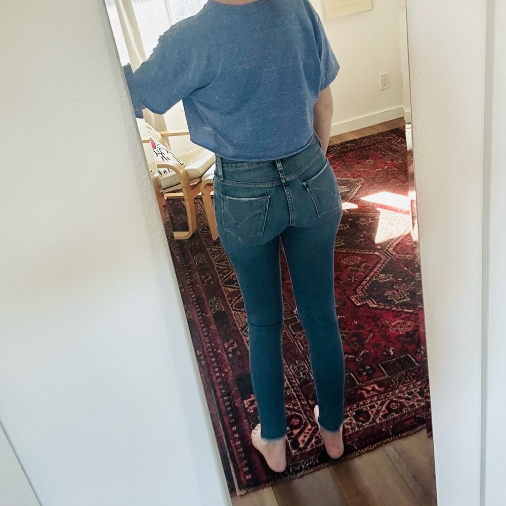 Hudson Distressed Barbara Super Skinny Jeans Size 24 - Picture 3 of 12